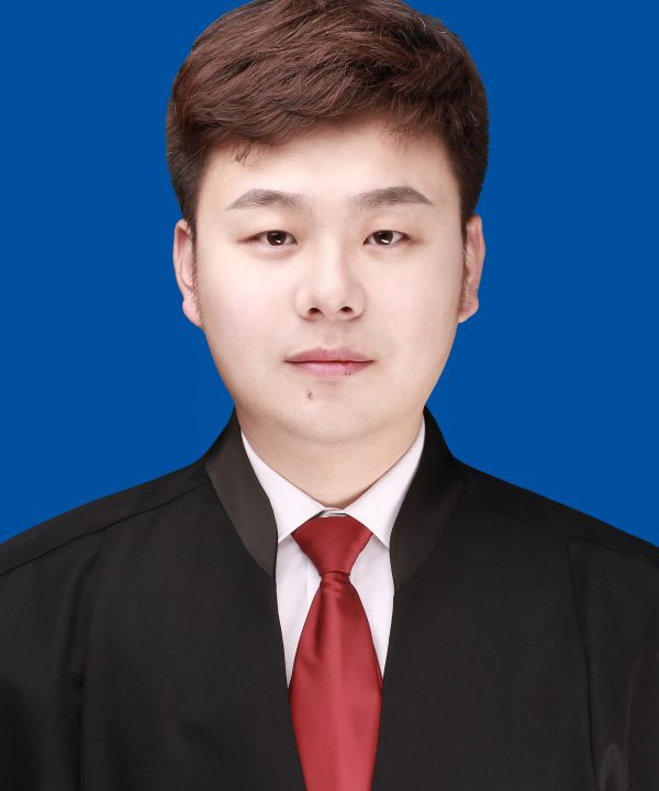 陈昕